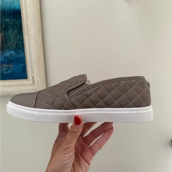 Steve Madden Zaander Slip-On Sneakers in Gray - Picture 5 of 6